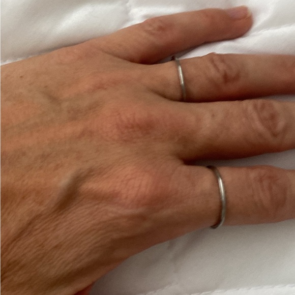 Stackable Titanium bands - Picture 3 of 3